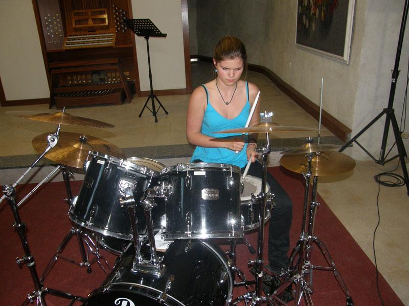 Absolventský koncert &ndash; koncertní síň kostela Nejsvětější Trojice &ndash; 28.&nbsp;4.&nbsp;2009