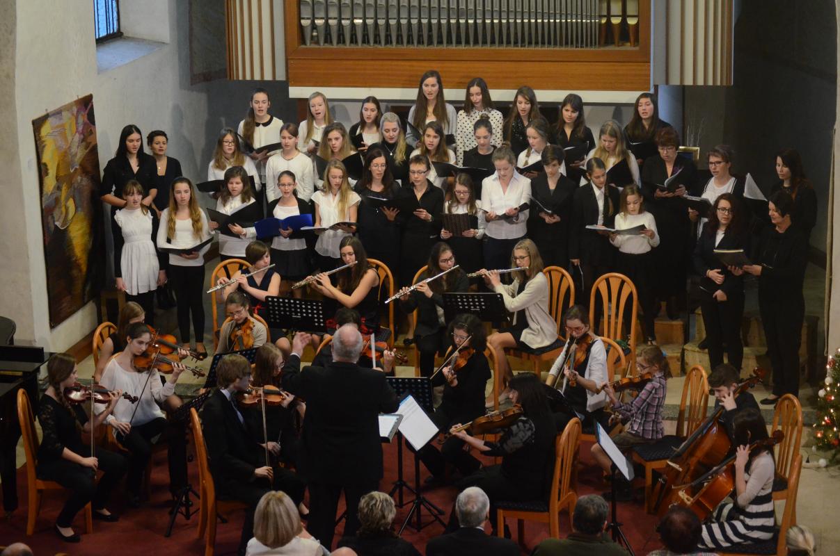 Vánoční koncert školy –  17. 12. 2016