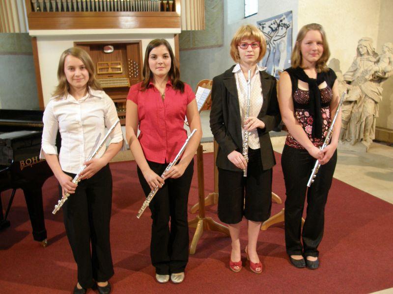 Jarní koncert sólistů &ndash; koncertní síň kostela Nejsvětější Trojice &ndash; 13.&nbsp;5.&nbsp;2008